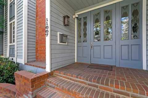 11667 Gorham Avenue, Los Angeles, CA 90049