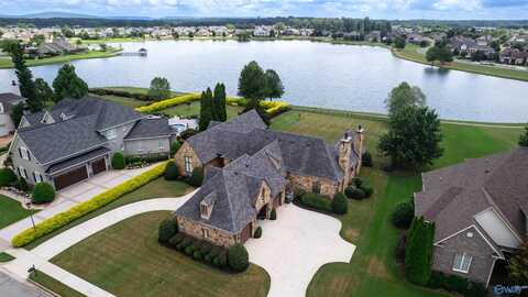 19 Lake Forest Blvd SW, Huntsville, AL 35824