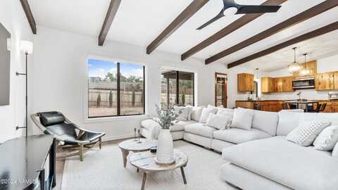 60 Gunsight Hills Drive, Sedona, AZ 86351