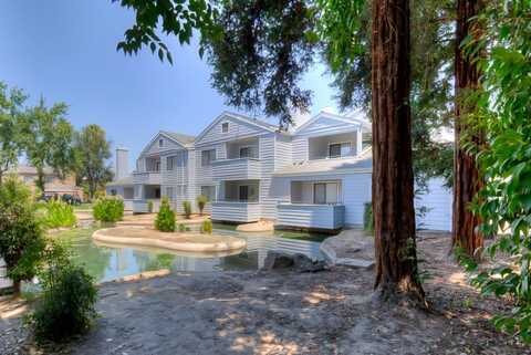 7675 1st Street N, Fresno, CA 93720