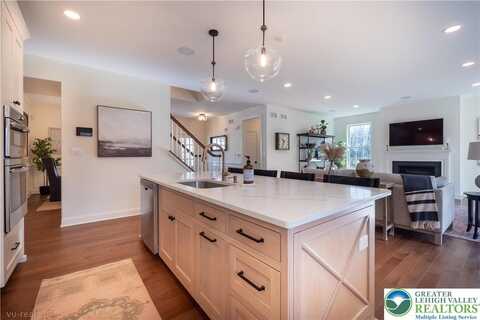 4630 Old Saucon Road, Shamokin, PA 18015