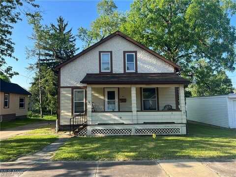 14 Elm Street, Bedford, OH 44146