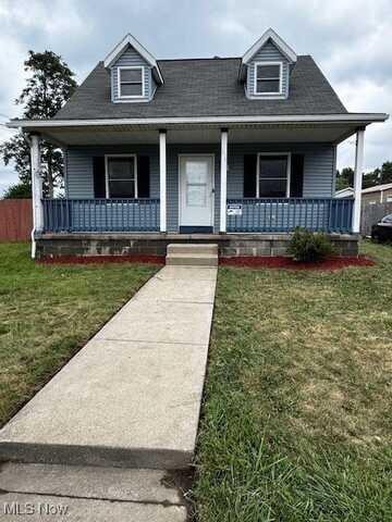 711 3rd Street NE, Canton, OH 44704