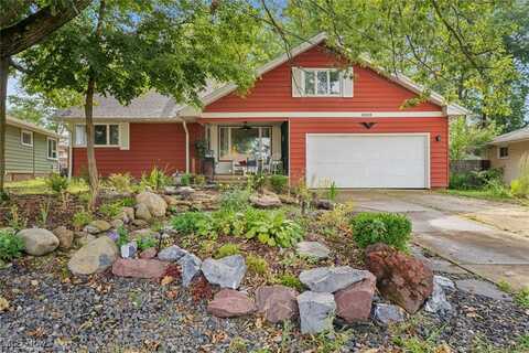 7122 W Parkview Drive, Parma, OH 44134