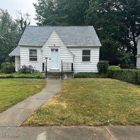 19330 Meredith Avenue, Euclid, OH 44119