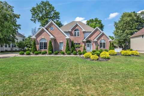25726 Laura Lane, Westlake, OH 44145