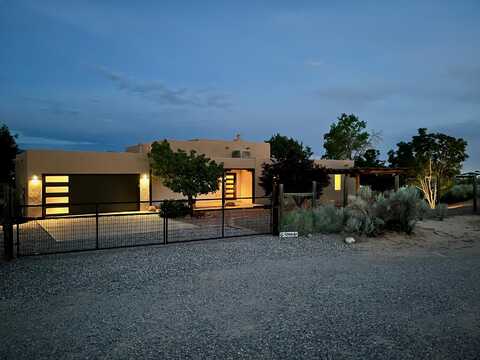 1266 CAMINO DE LA TIERRA, Corrales, NM 87048
