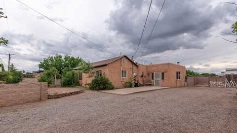 4627 SAN ISIDRO Street NW, Albuquerque, NM 87107