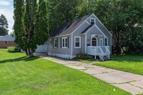 2205 39TH Street, Rock Island, IL 61201
