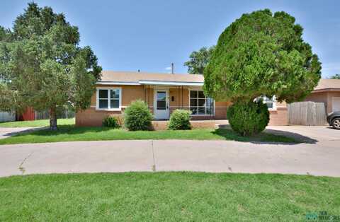 108 E Tierra Blanca, Clovis, NM 88101