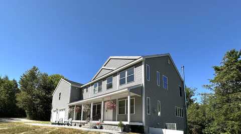 76 Curries Way, Brookfield, NH 03872