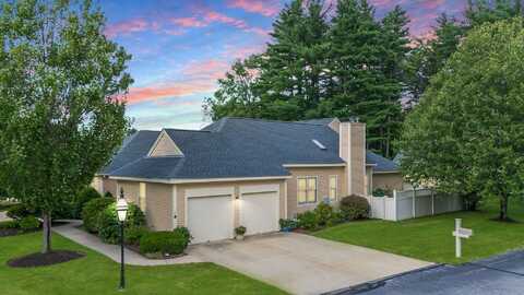 2 Turnberry Circle, Bedford, NH 03110