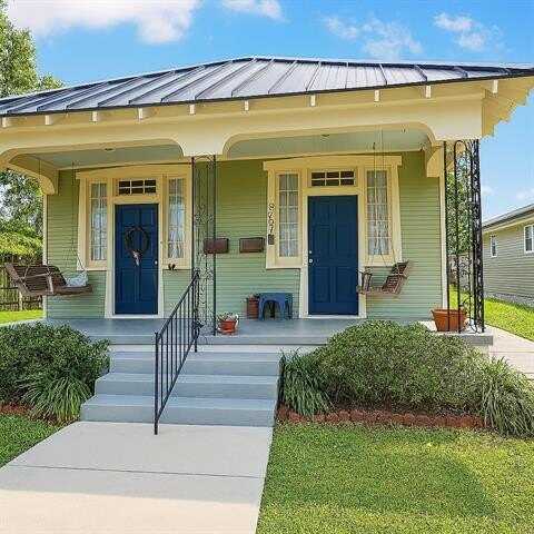 5726 ROSEMARY Place, New Orleans, LA 70124