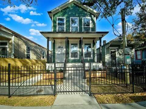 2309 LOUISIANA Avenue, New Orleans, LA 70115