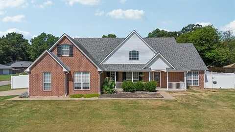 2209 E Southbrook Avenue, Okmulgee, OK 74447