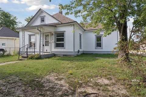 218 W Seneca Street, Nowata, OK 74048