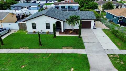 947 Jolly Road, North Fort Myers, FL 33903