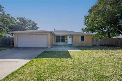 637 Pinto Lane, Saginaw, TX 76179