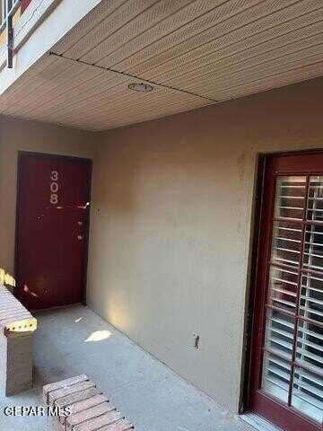 4433 N Stanton Street unit: 308, El Paso, TX 79902