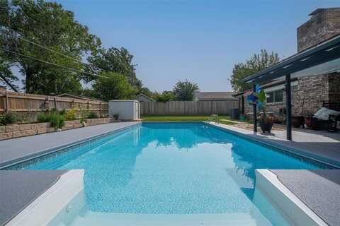 1302 Hemphill Drive, Cleburne, TX 76033