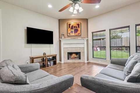 5412 Shasta Ridge Court, Fort Worth, TX 76123