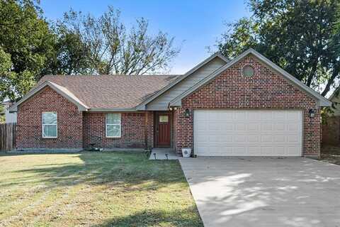 205 S Hitt Street, Boyd, TX 76023