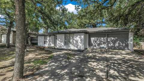 6516 Melinda Drive, Forest Hill, TX 76119