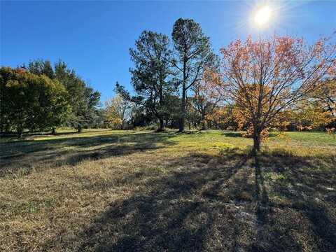 812 W Bells Boulevard, Bells, TX 75414