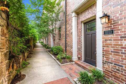 3225 Hugo Place, Dallas, TX 75204