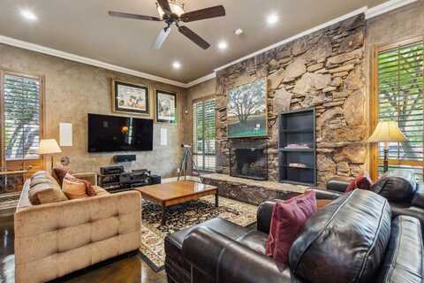7412 Crofton Drive, Dallas, TX 75231