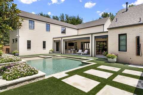 10510 Les Jardins Drive, Dallas, TX 75229