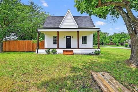 700 S Denny Street, Howe, TX 75459