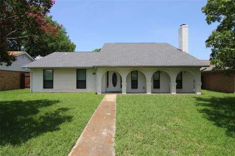 2805 Meadow Park Drive, Garland, TX 75040