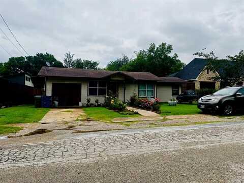 1125 Pine Street, Grapevine, TX 76051