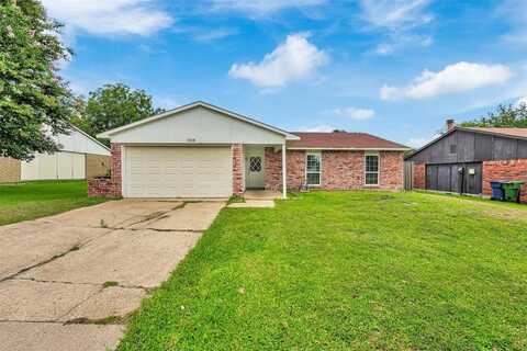 1818 Legend Drive, Garland, TX 75040