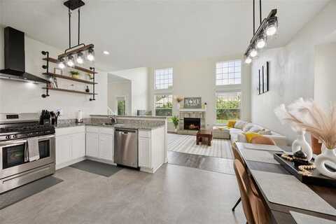 225 Pebblebrook Lane, Glenn Heights, TX 75154