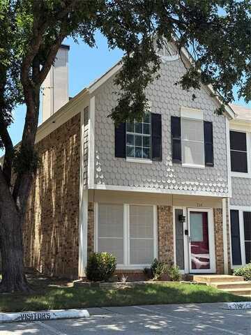 114 Churchill Lane, Euless, TX 76039