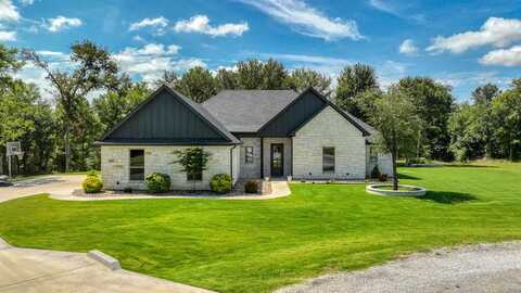 1060 Kessler Road, Weatherford, TX 76087