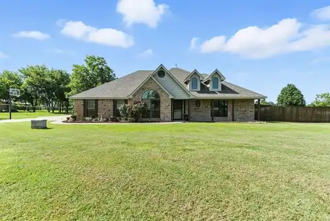 153 Star Point Lane, Weatherford, TX 76088