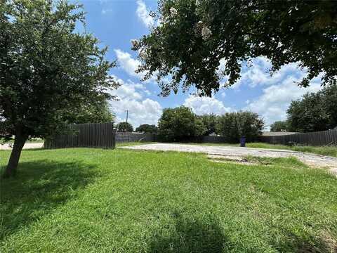 3825 Williamsburg Drive, Garland, TX 75043