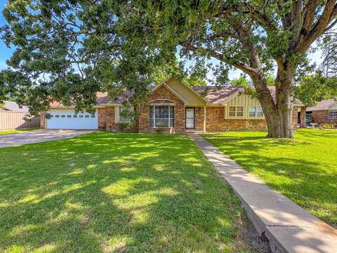 574 Ferndale Lane, Fairfield, TX 75840