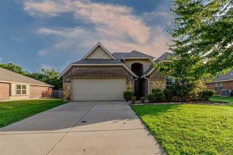 3207 Clear Springs Drive, Forney, TX 75126