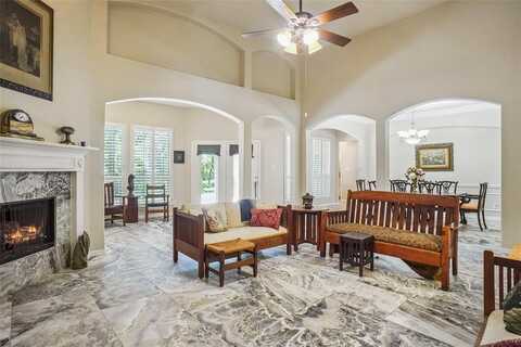 1100 Cogburn Court, Shady Shores, TX 76208