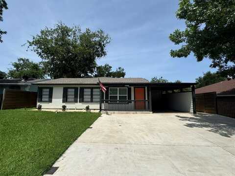 805 NE 23RD Street, Grand Prairie, TX 75050