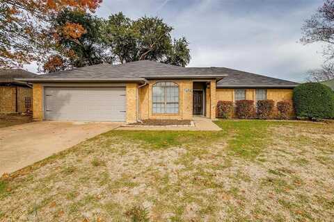 7925 Lynda Lane, North Richland Hills, TX 76180