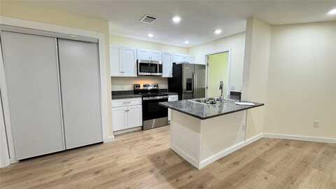 2309 Balsam Drive, Arlington, TX 76006