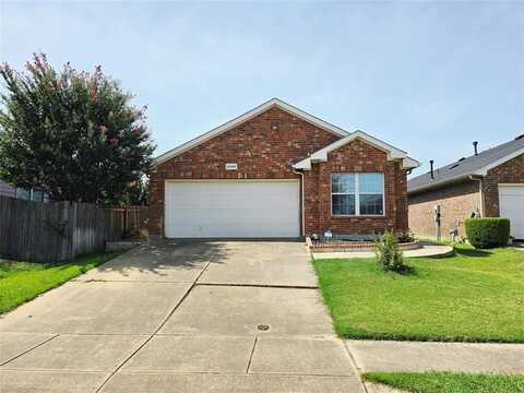 6249 Geneva Lane, Fort Worth, TX 76131