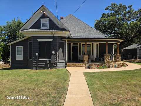 205 Shattles Road, Mineral Wells, TX 76067
