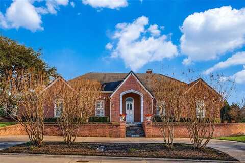 6509 Muirfield Road, Fort Worth, TX 76132