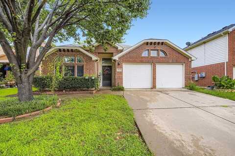 8525 Silverbell Lane, Fort Worth, TX 76140